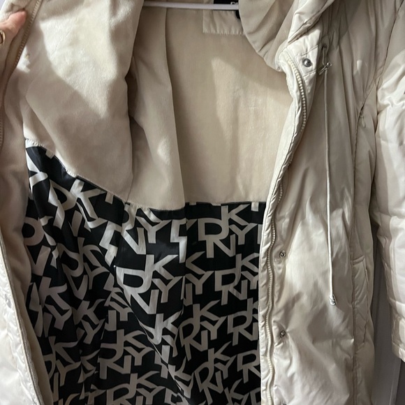 EUC CUTE DNKY KNEE LENGTH HOODED COAT SIZE XSMALL - Picture 5 of 6